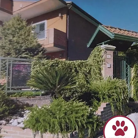 Lucia Holiday home